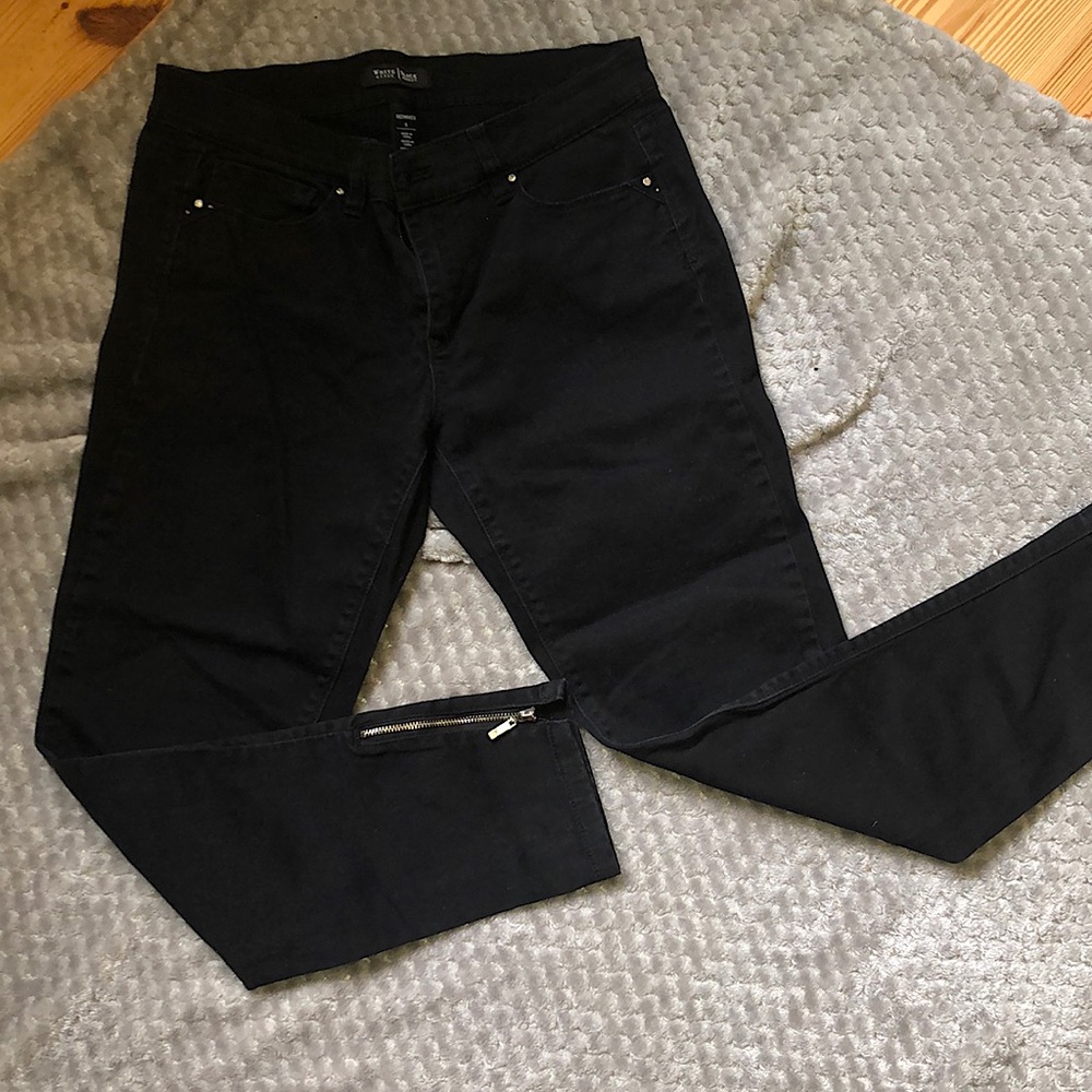 White House Black Market size 8 black skimmer pants.
